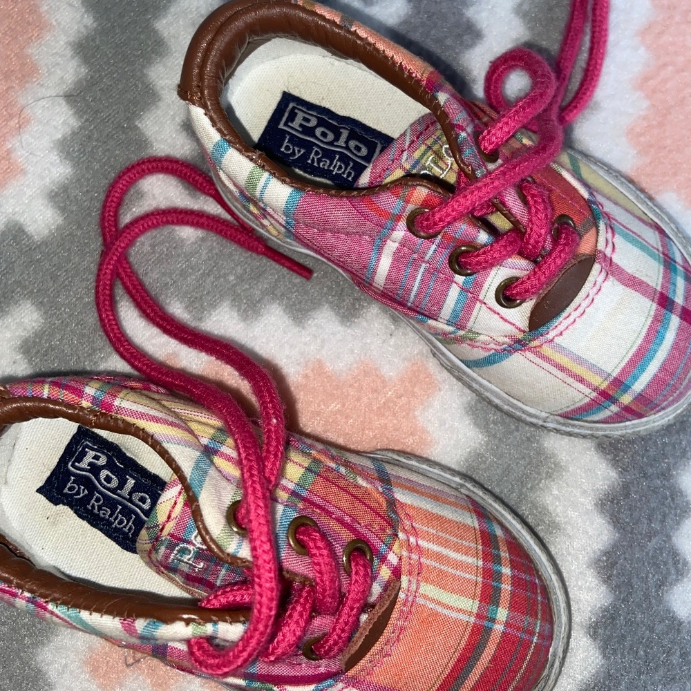 Pink polo baby shoes